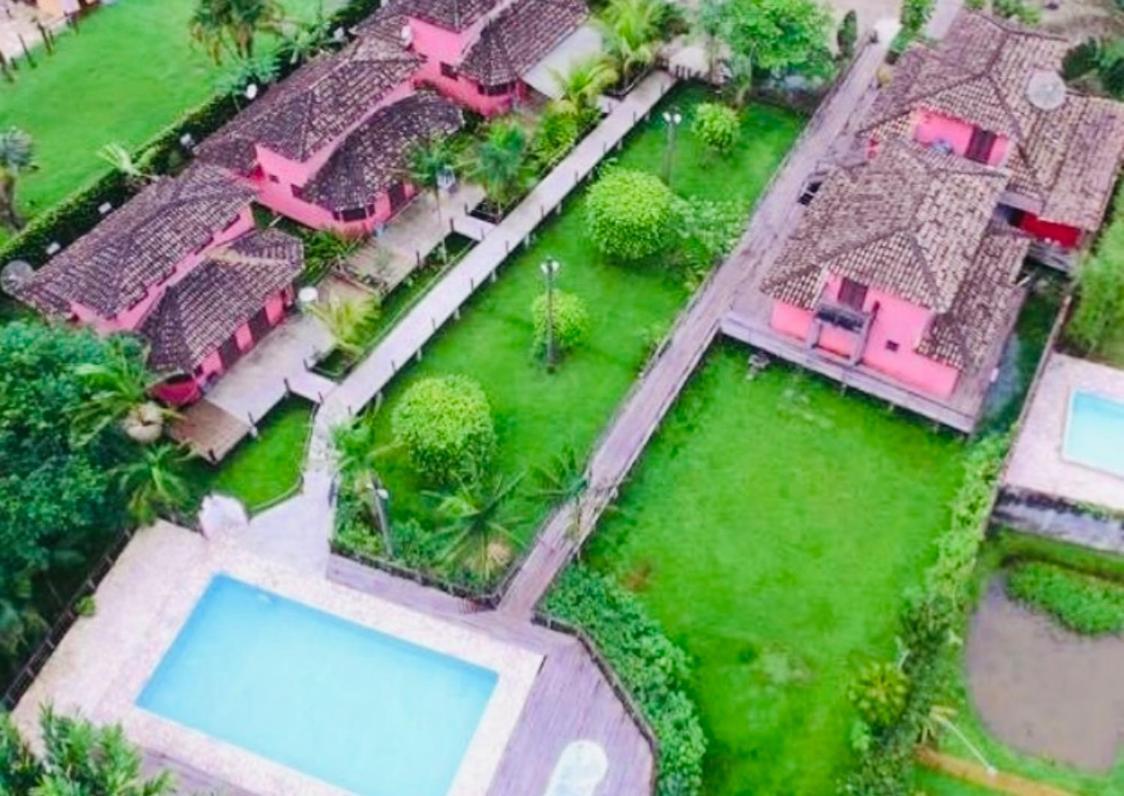 Terra Pura Lodge